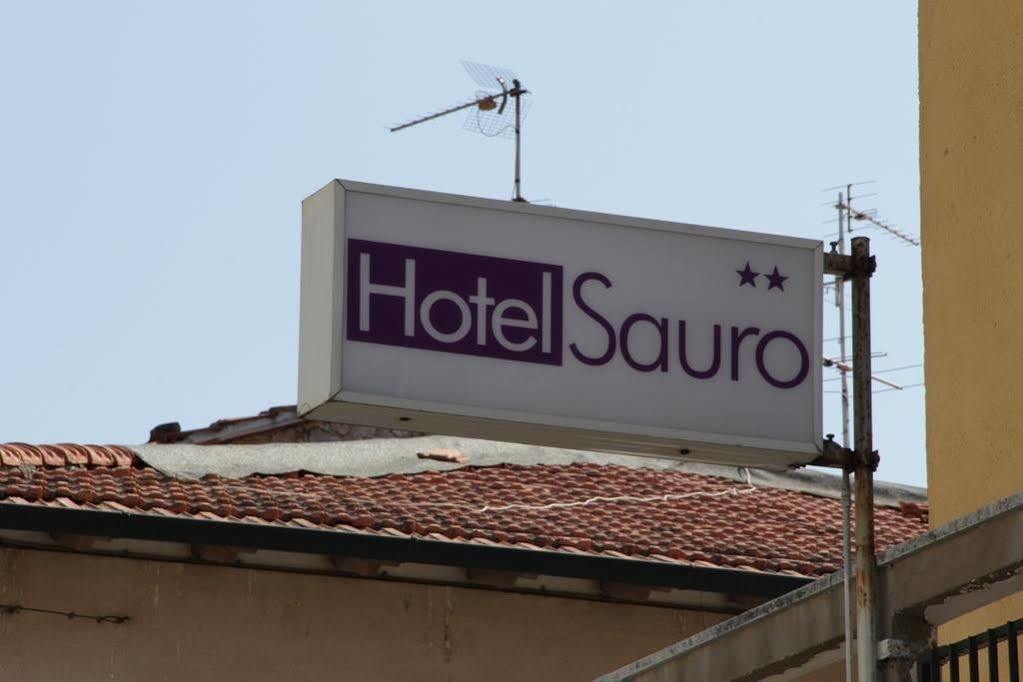 Hotel Sauro Viareggio Eksteriør billede